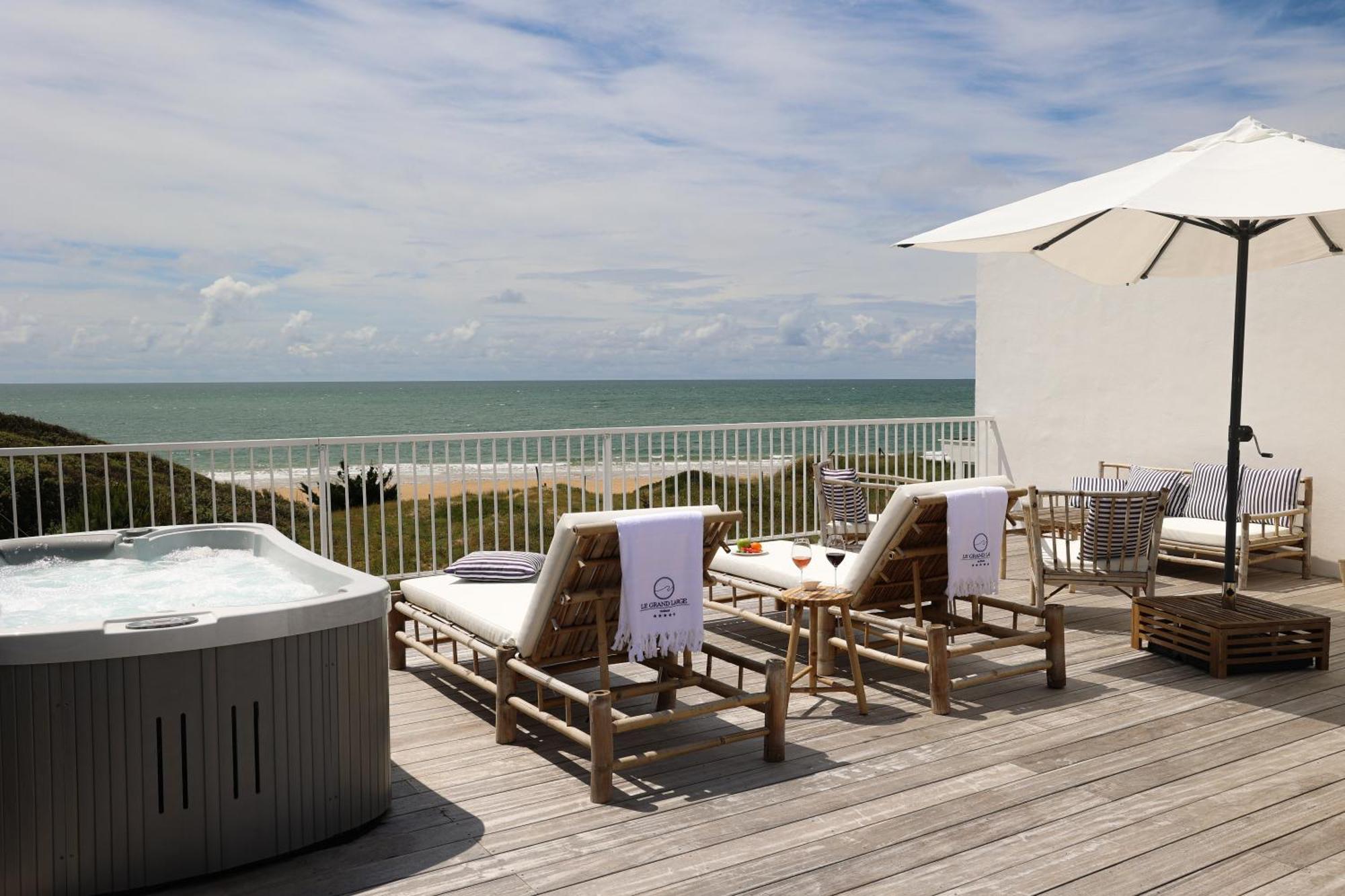 Hotel & Spa Le Grand Large Dolus-d'Oleron Exterior photo